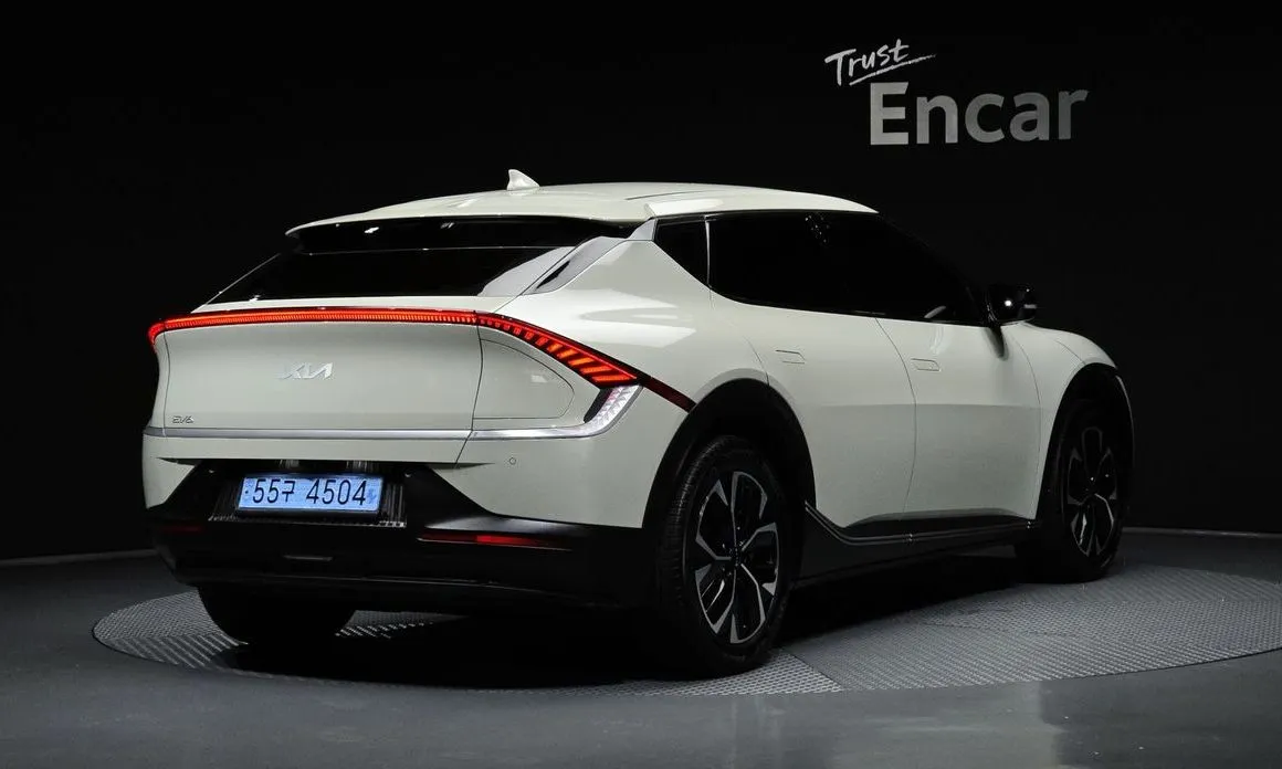 Kia EV6 — фото 3