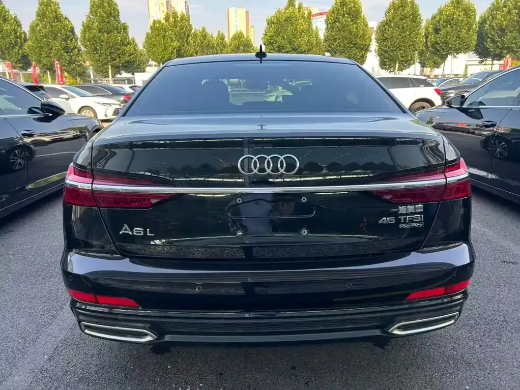 Audi A6L — фото 4