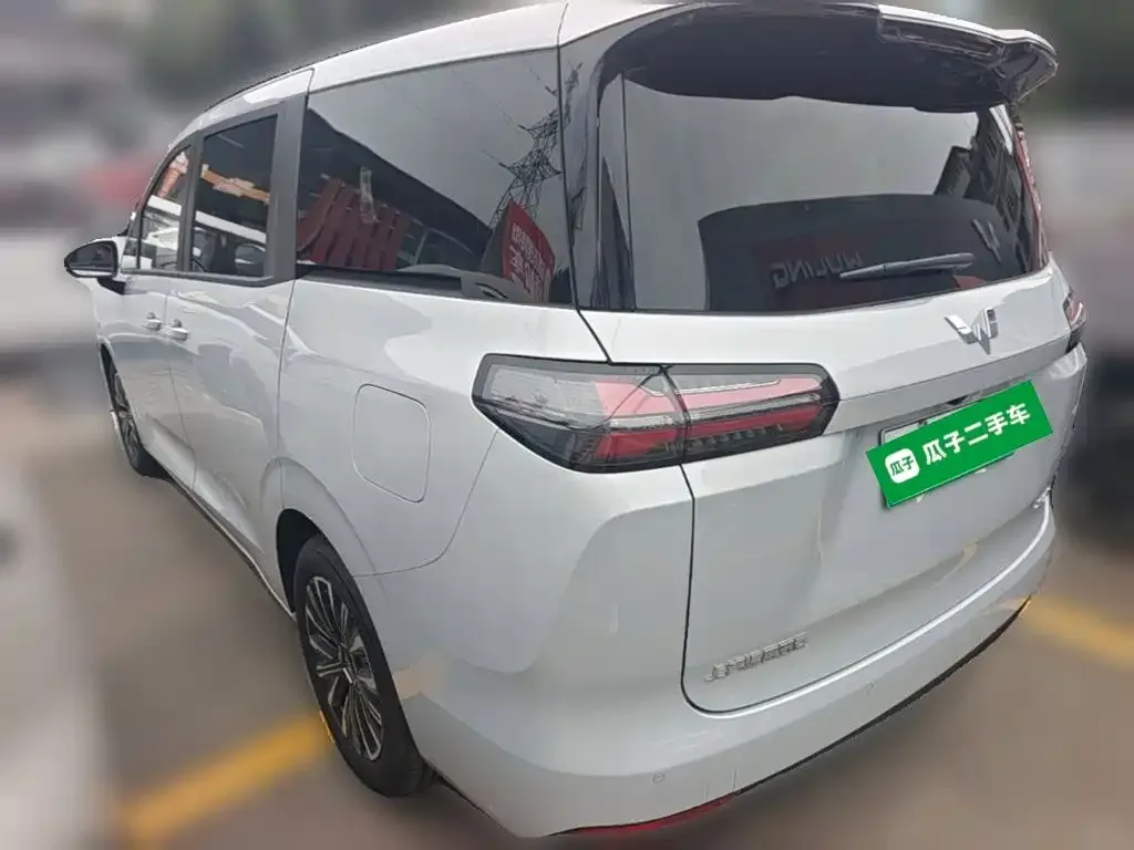 Wuling Starlight 730 New Energy — фото 10