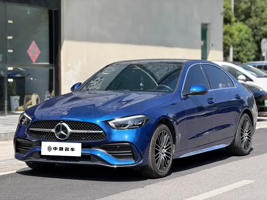 Mercedes-Benz C-Class — фото 1