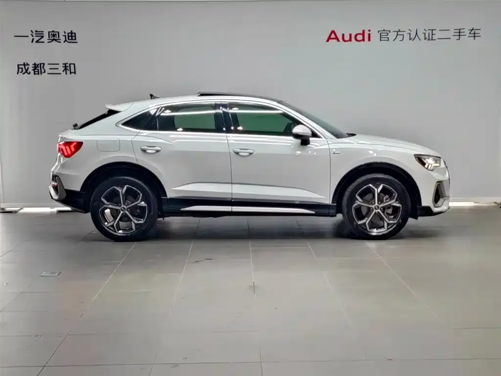Audi Q3 Sportback — фото 5