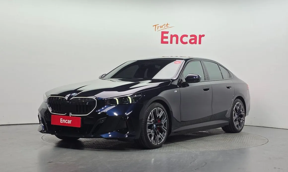 BMW i5