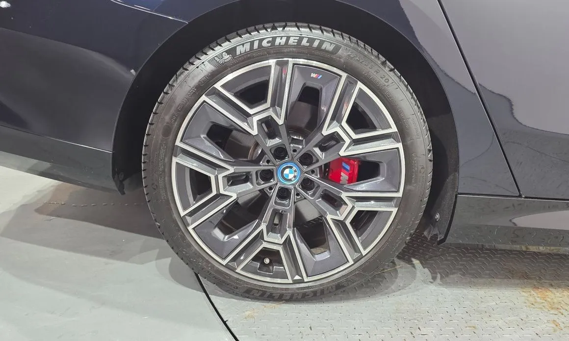 BMW i5 2024 из KR, фото 9