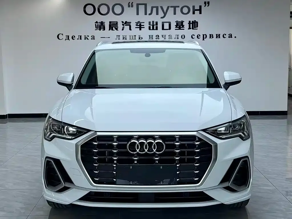 Audi Q3 — фото 1