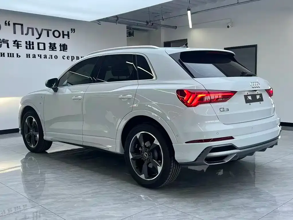 Audi Q3 — фото 3