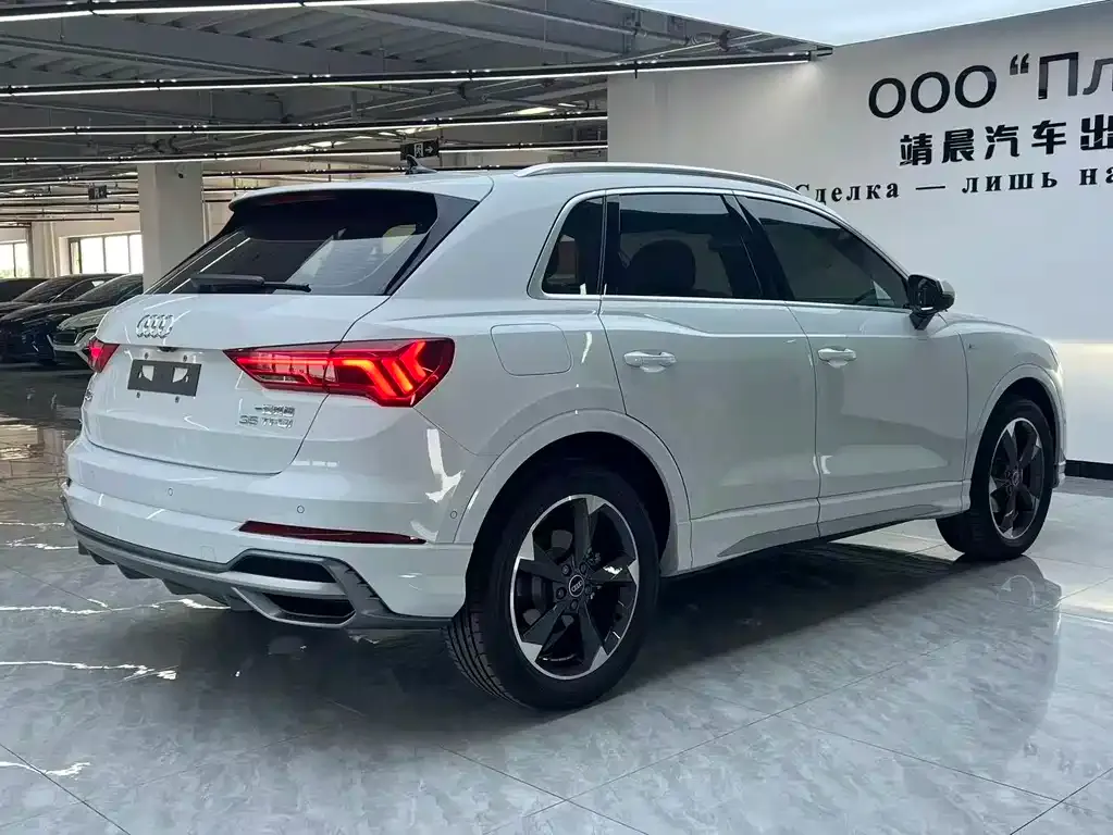 Audi Q3 — фото 9