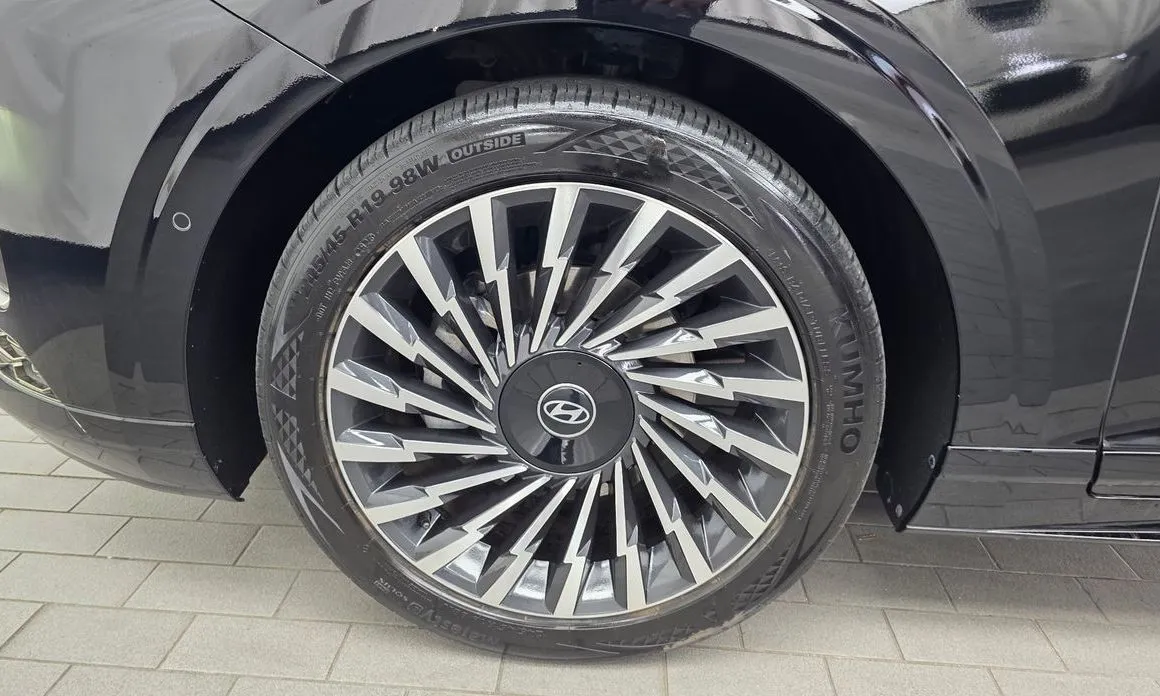 Hyundai Grandeur 2023 из KR, фото 9