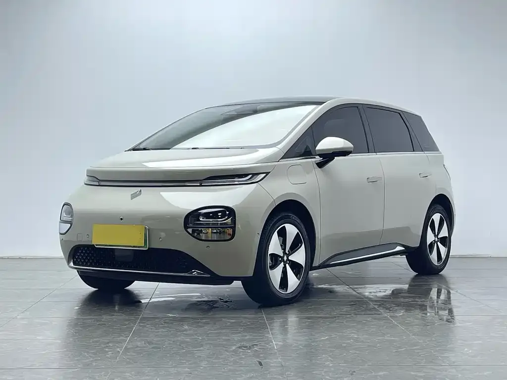 Baojun Yunduo — фото 1