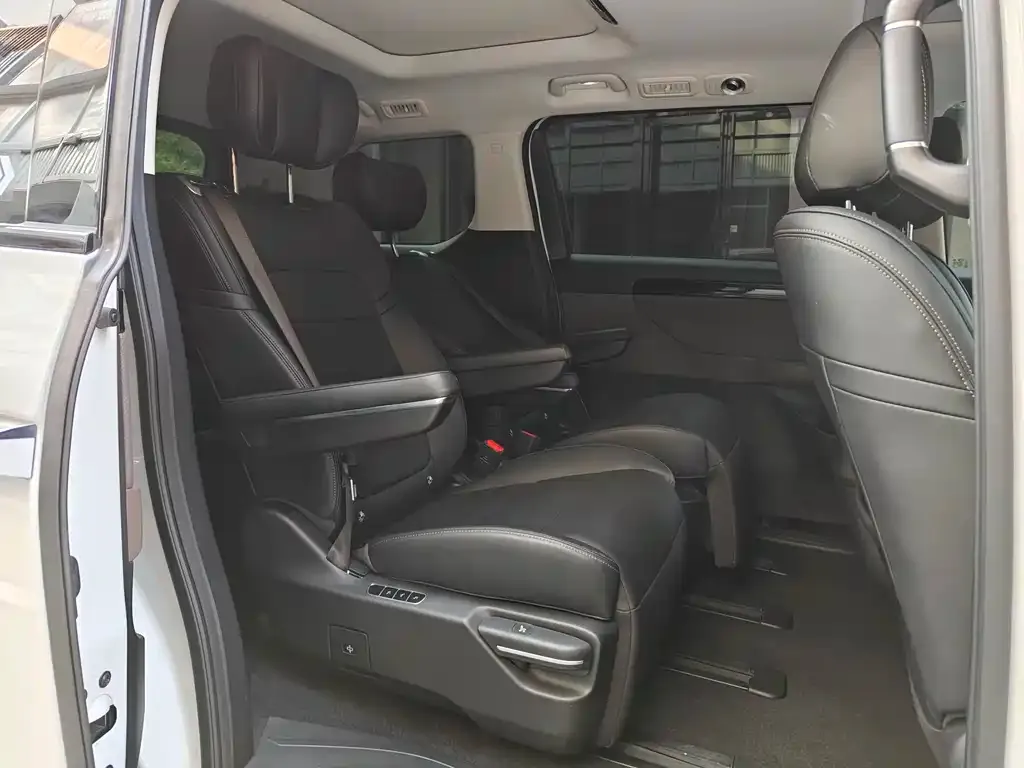 GAC Motor Trumpchi E8 — фото 6