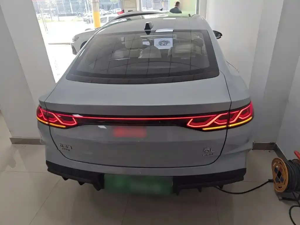 BYD Qin L — фото 6