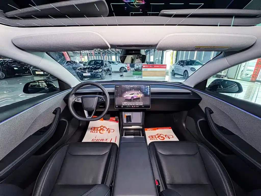 Tesla Model 3 — фото 9
