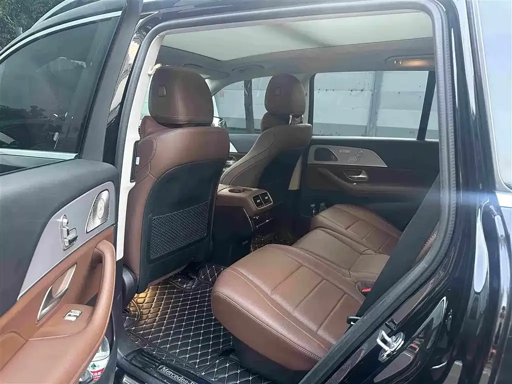Mercedes-Benz GLS 2024 из CN, фото 4