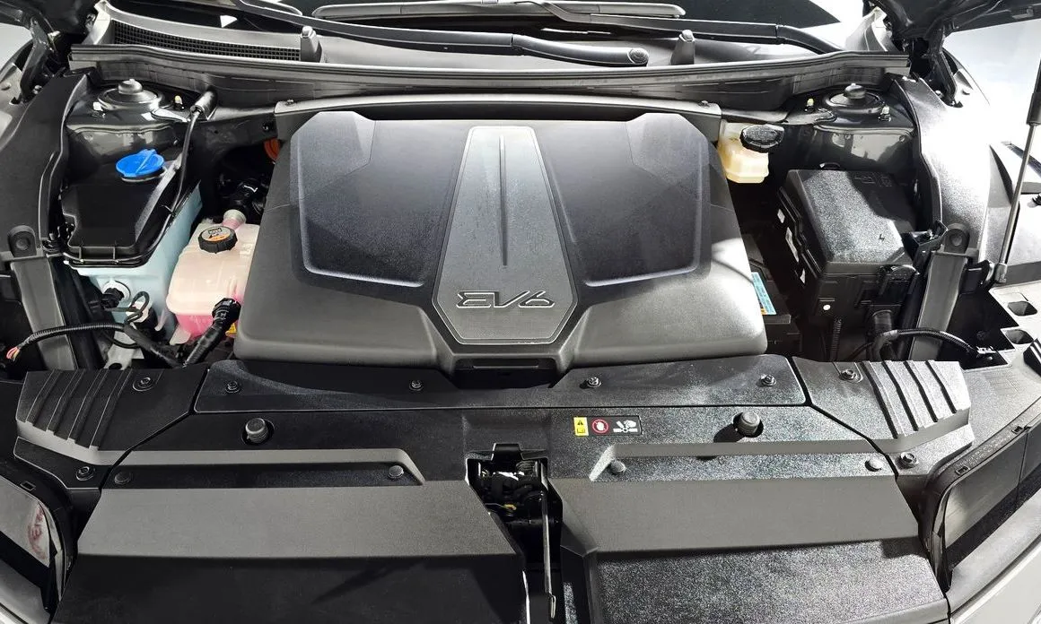 Kia EV6 — фото 9