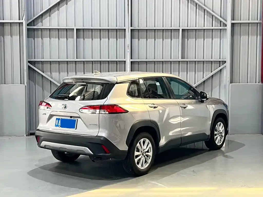 Toyota Corolla Cross — фото 2