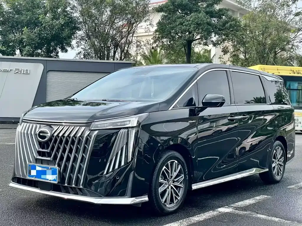 GAC Motor Trumpchi M8 — фото 1