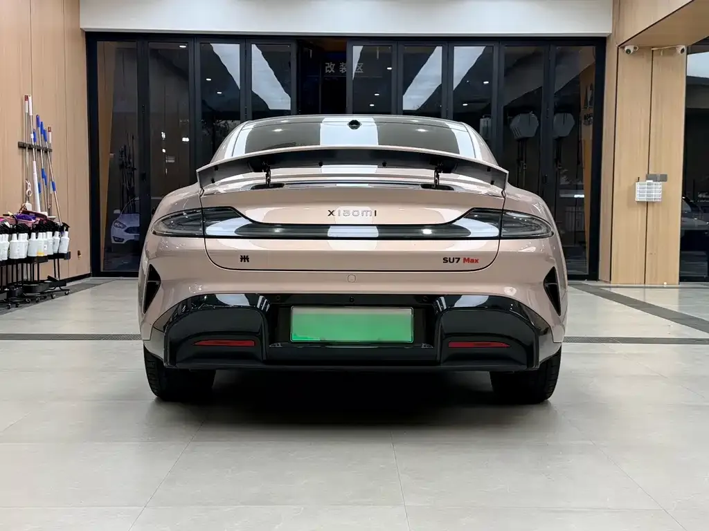 Xiaomi SU7 — фото 3