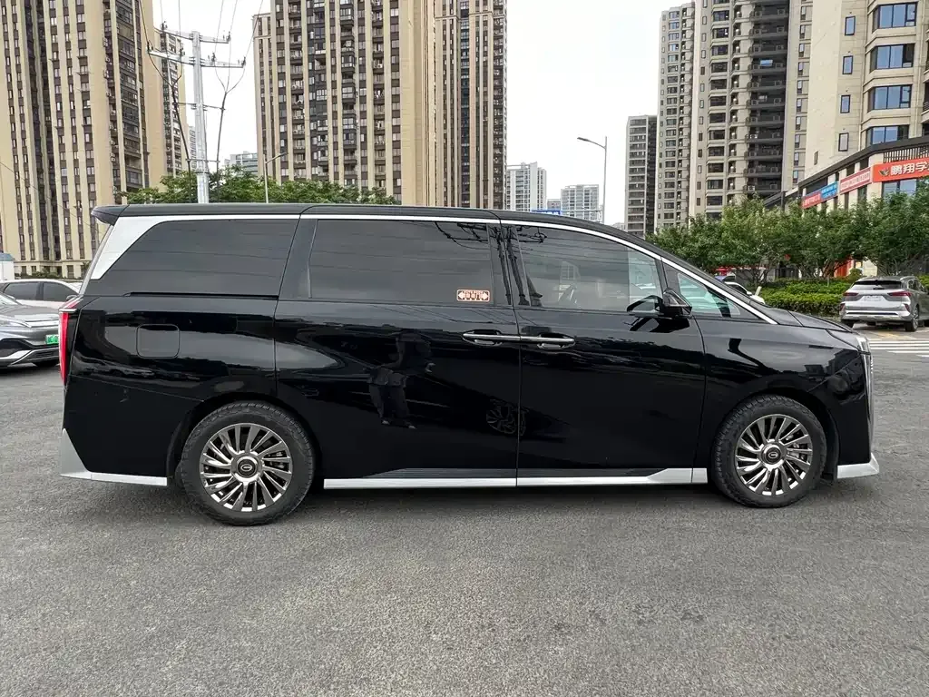 GAC Motor Trumpchi M8 — фото 5
