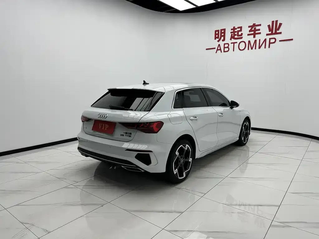 Audi A3 — фото 2