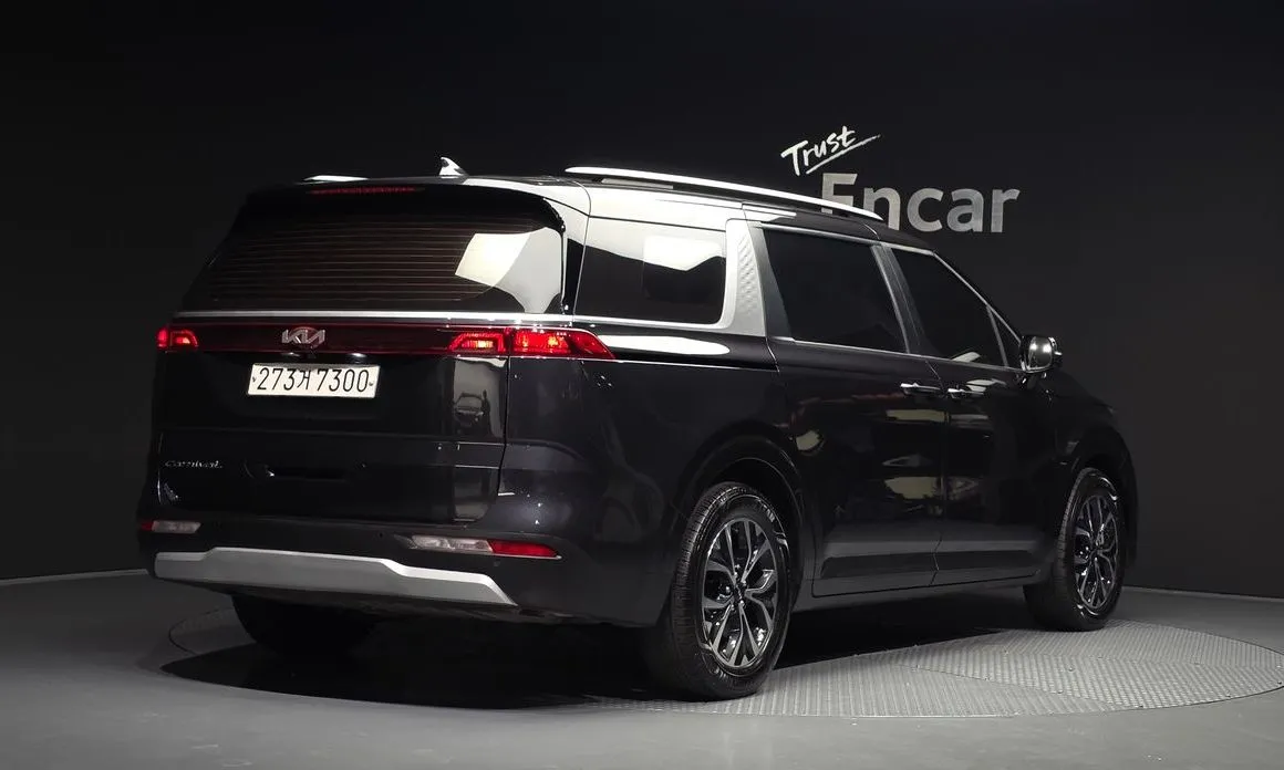 Kia Carnival — фото 2