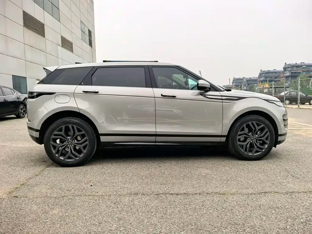 Land Rover Evoque — фото 8