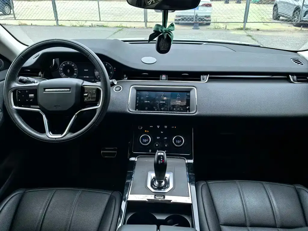 Land Rover Evoque — фото 5