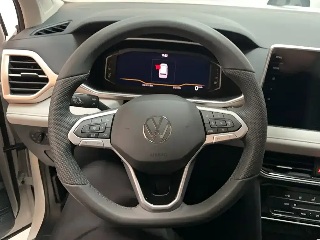 Volkswagen Tharu — фото 7