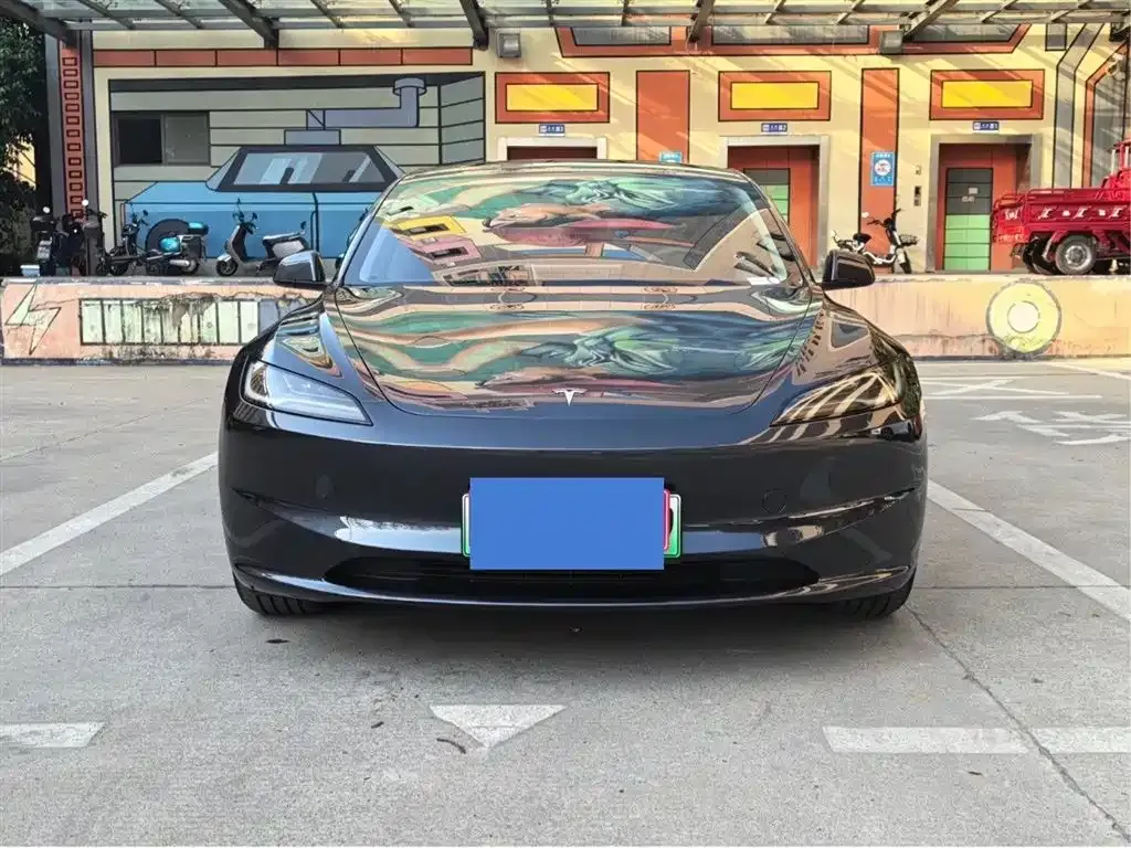 Tesla Model 3 — фото 10