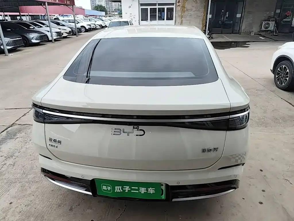 BYD Seal 07 DM-i — фото 9