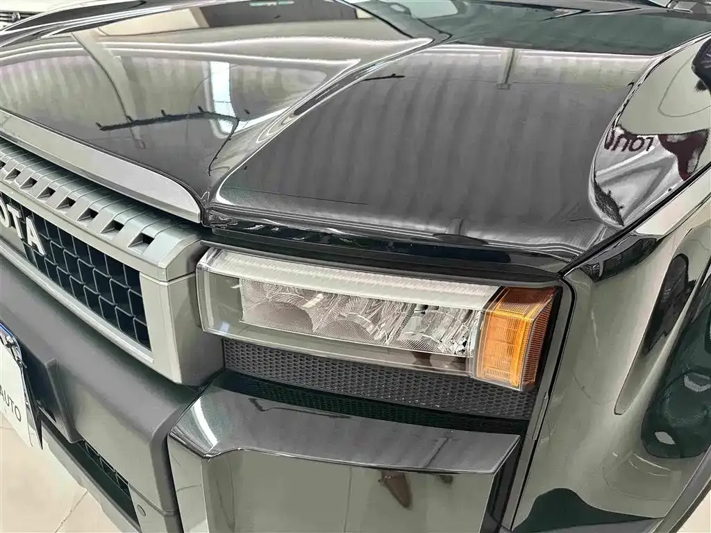 Toyota Prado — фото 2
