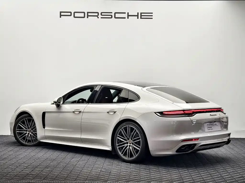 Porsche Panamera — фото 4