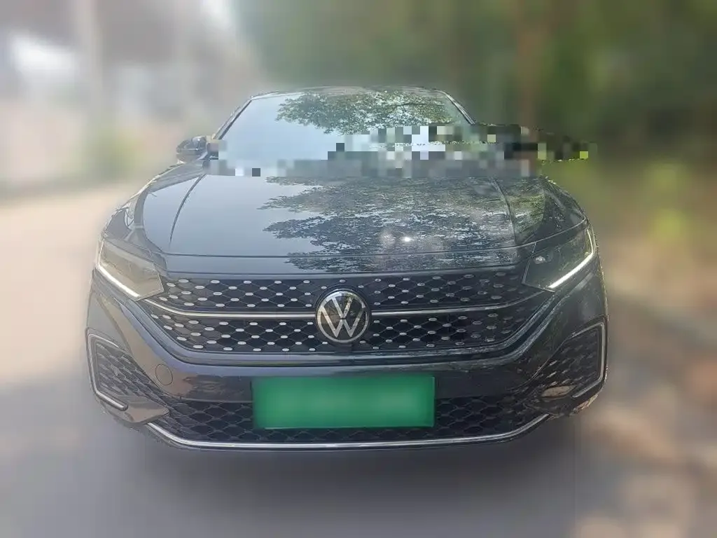 Volkswagen Passat — фото 5