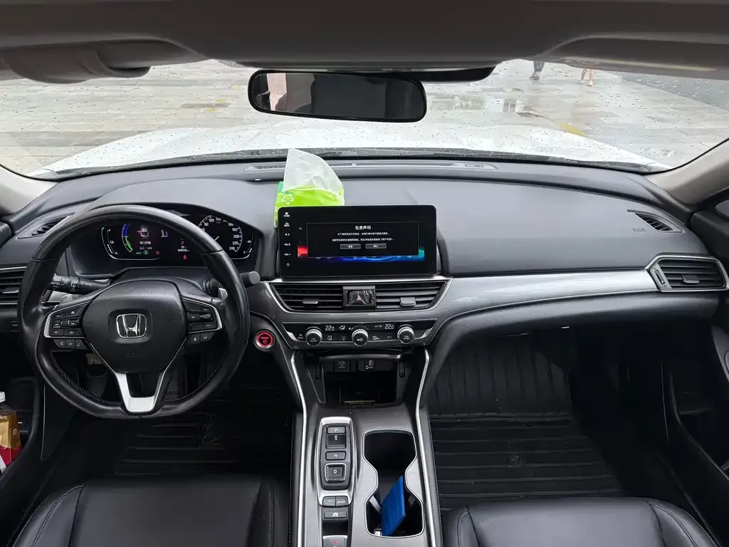 Honda Accord — фото 5