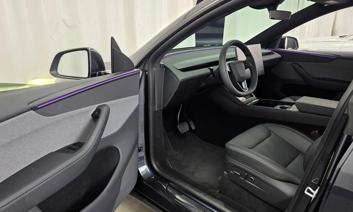 Tesla Model Y 2026 из KR, фото 10