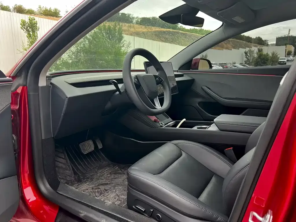 Tesla Model 3 — фото 5