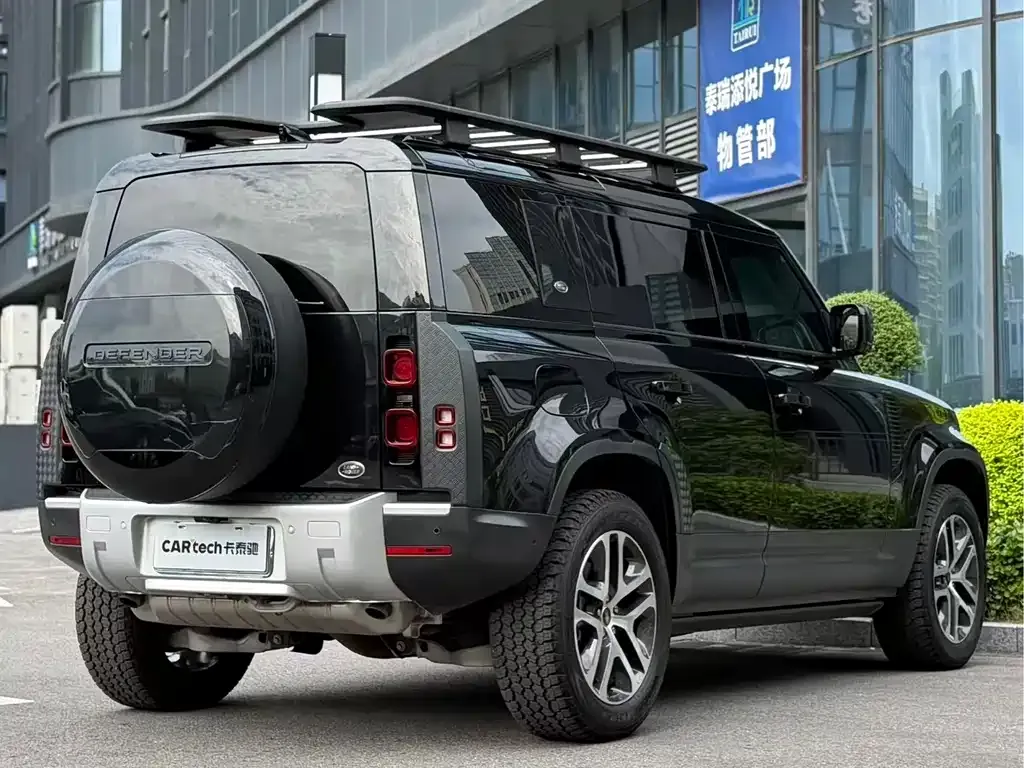 Land Rover Defender — фото 9