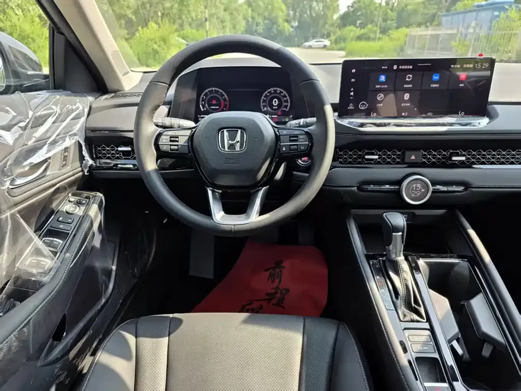 Honda Accord — фото 4