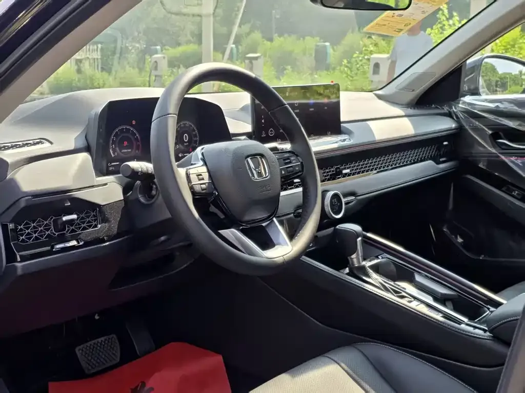 Honda Accord — фото 5