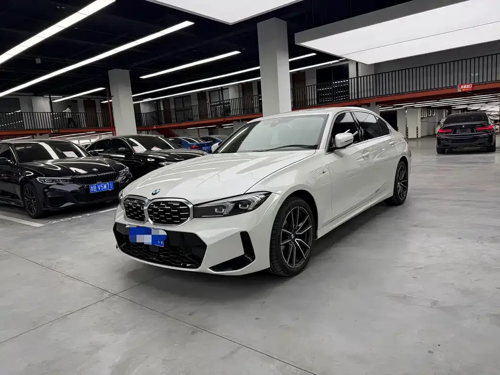 BMW 3 Series — фото 1