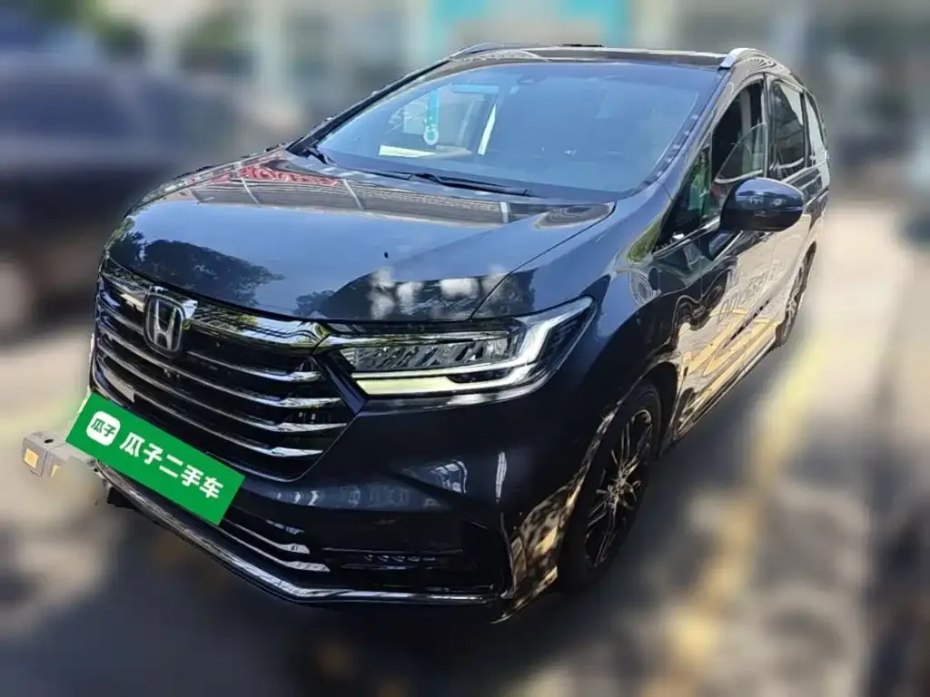 Honda Odyssey — фото 1