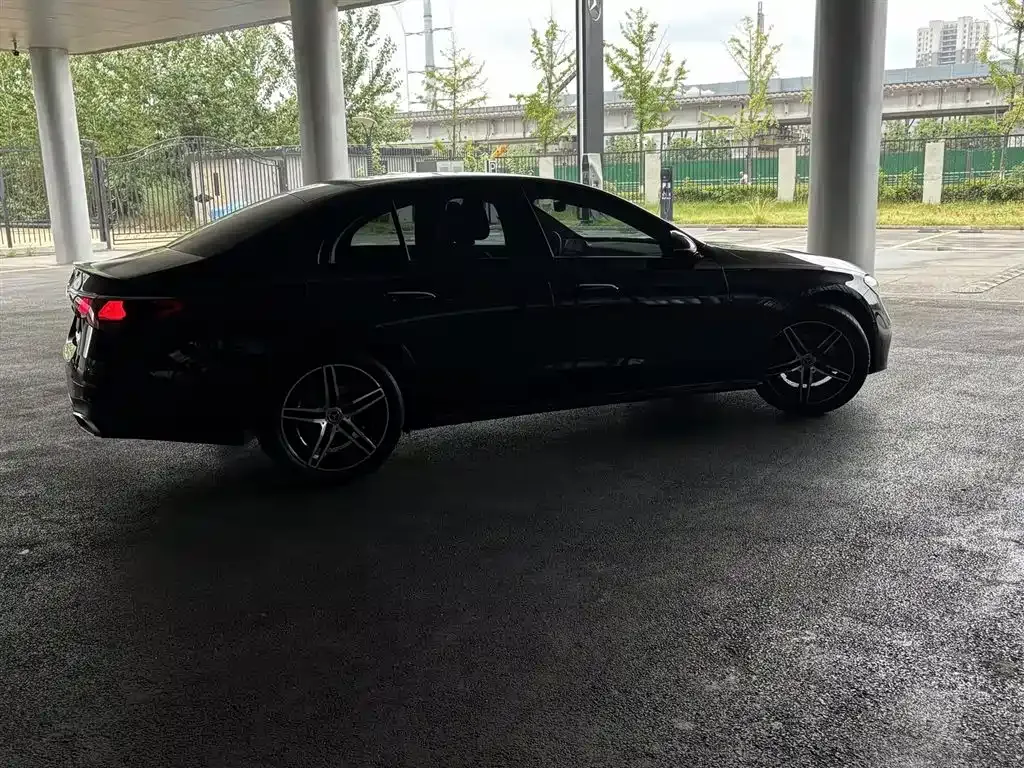 Mercedes-Benz E-Class (Import) — фото 10