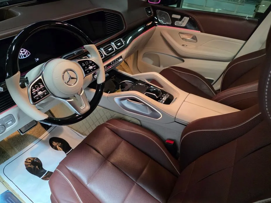 Mercedes-Benz GLS-Class — фото 10