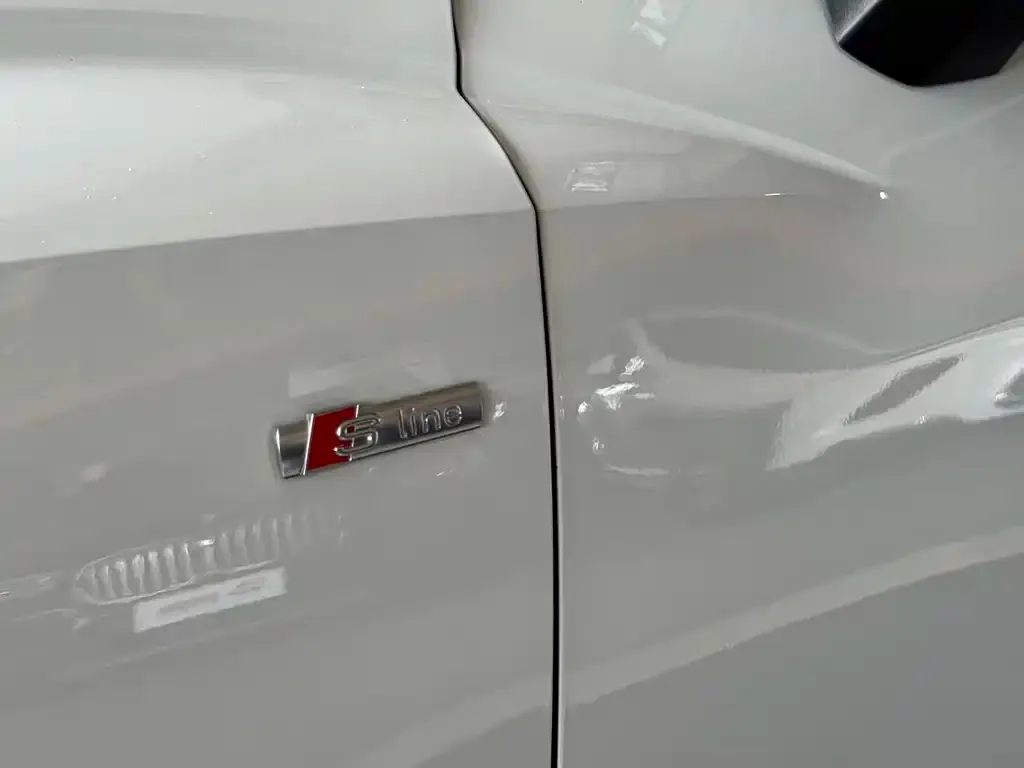 Audi Q3 Sportback 2022 из CN, фото 2