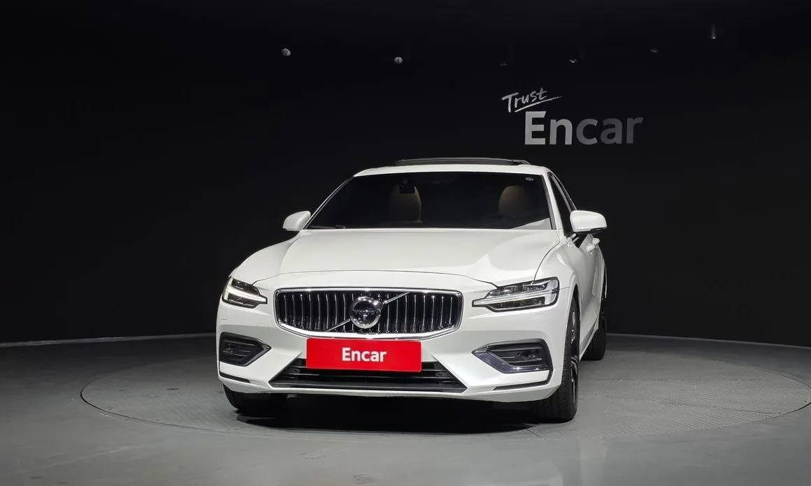 Volvo S60 2021 из KR, фото 4