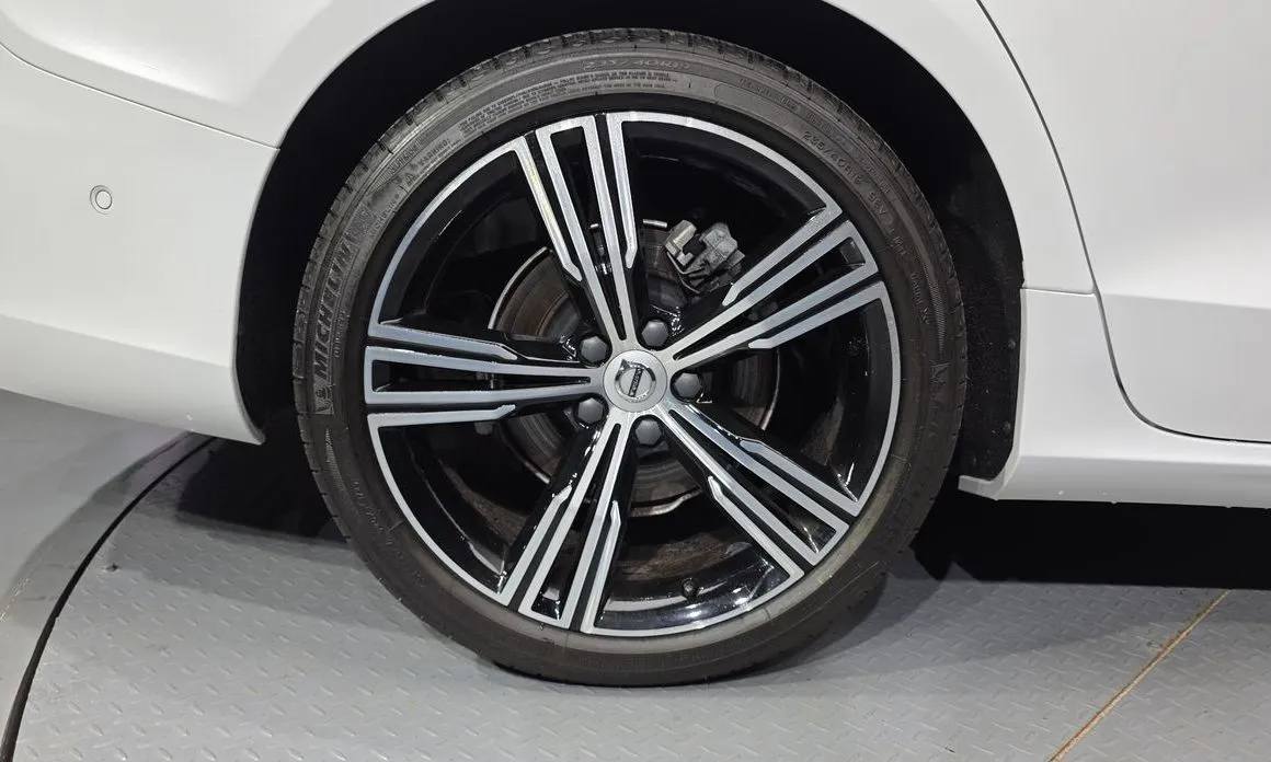 Volvo S60 2021 из KR, фото 9