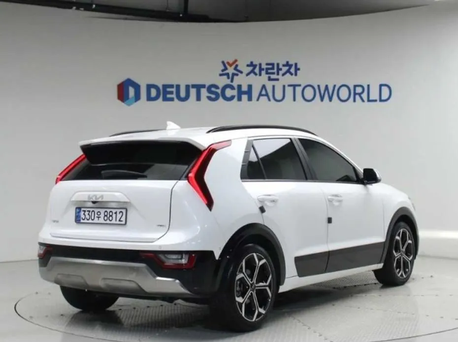 Kia Niro — фото 1
