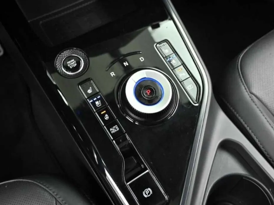 Kia Niro — фото 10