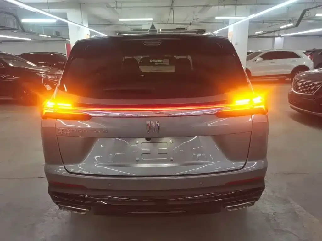 Buick Envision Plus — фото 9