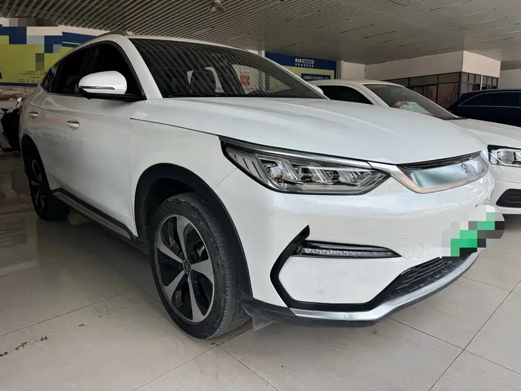 BYD PLUS New Energy — фото 5