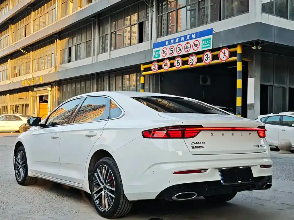 Geely Xingrui — фото 6
