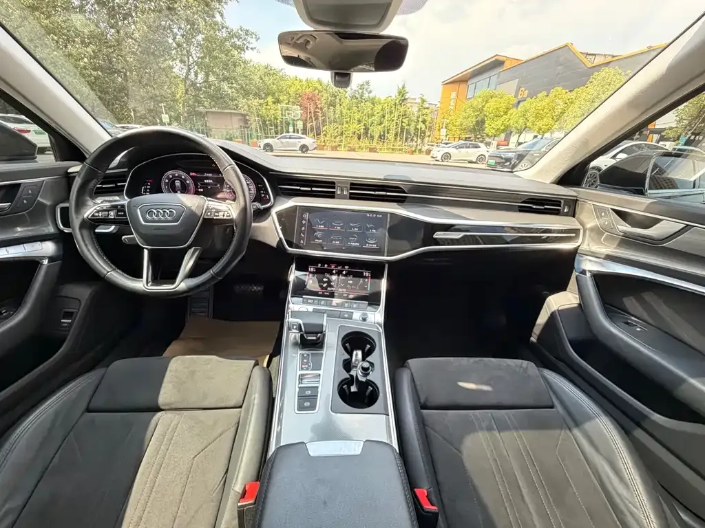 Audi A6 (Import) 2021 из CN, фото 2